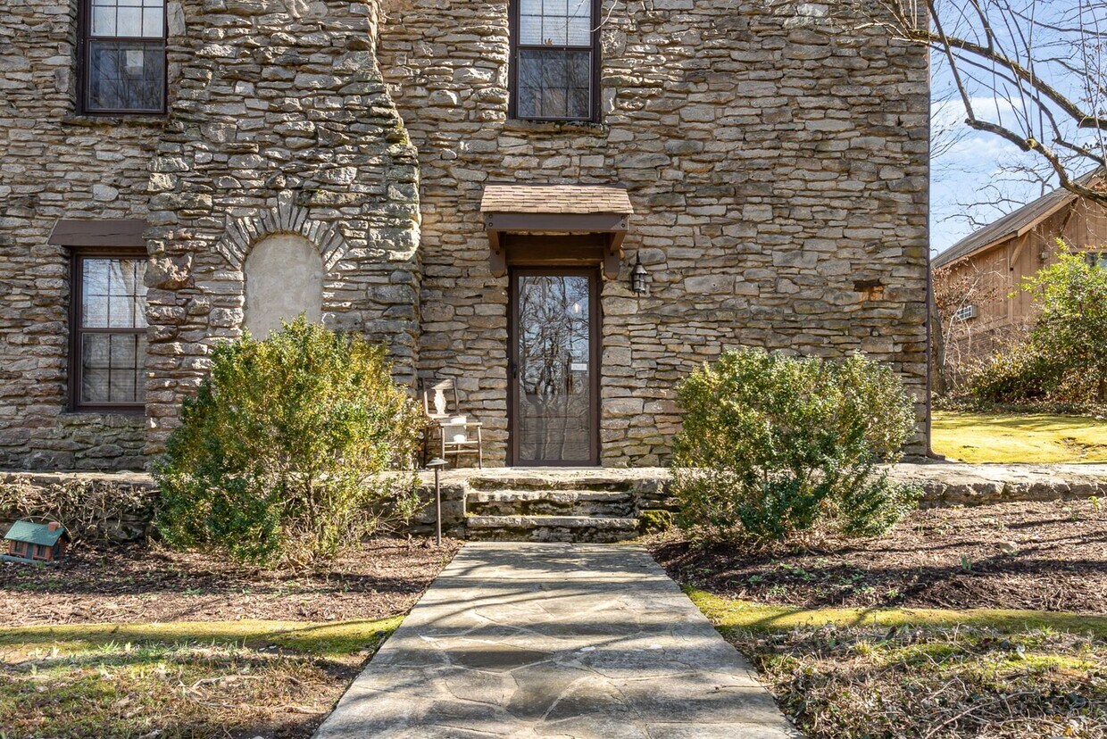 Primary Photo - Gorgeous and Unique East Nashville Rental ...