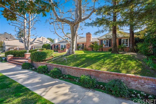 Foto del edificio - 10066 Valley Spring Ln