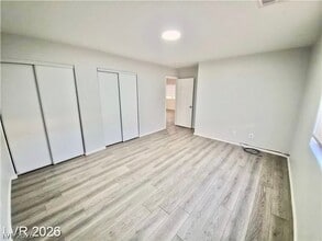 Building Photo - 1080 Red Butte St