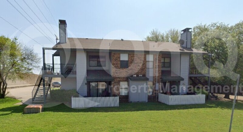 Building Photo - 5406 Lakeview Pkwy