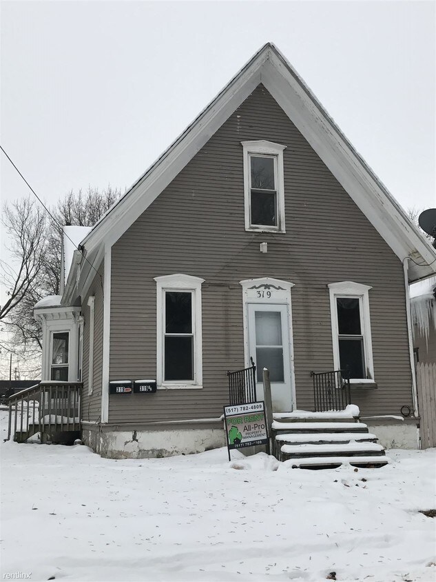 319 Van Buren St, Jackson, MI 49201 Condo for Rent in Jackson, MI