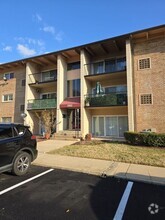 Building Photo - 5502 Karen Elaine Dr