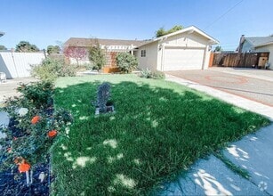 Building Photo - 4544 Santa Cruz Ct
