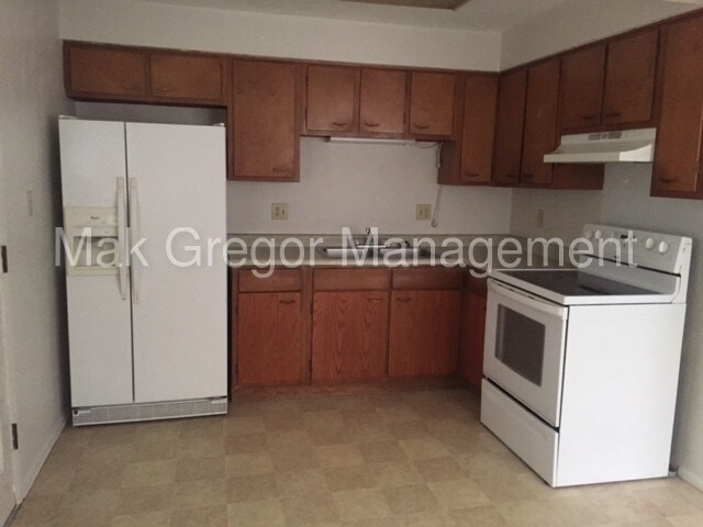 Primary Photo - 710 Redway Cir