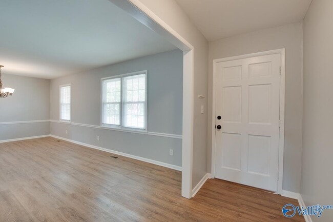 Building Photo - 9802 Dolphin Dr