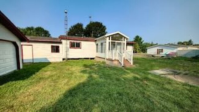 Foto del edificio - 11354 Berkshire Dr
