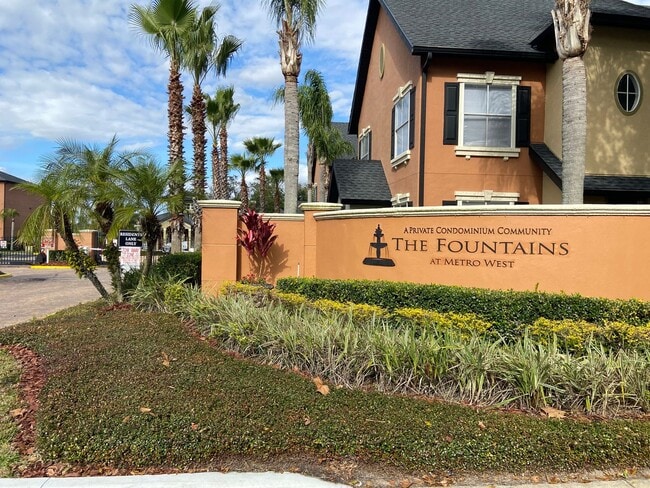 Building Photo - 6025 Westgate Dr