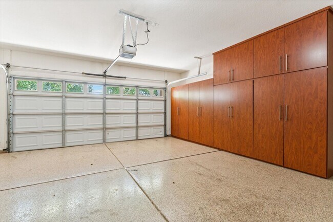 Foto del edificio - 24411 N 27th St