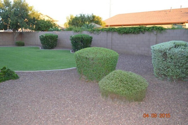 Foto del edificio - 1463 E. Ebony Drive