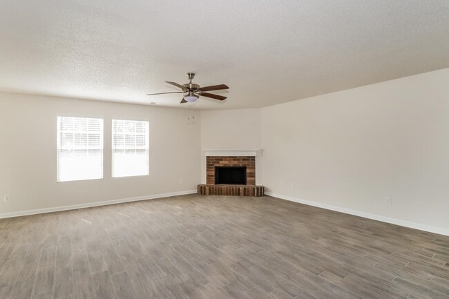 Foto del edificio - 7789 Gosbrook Ln