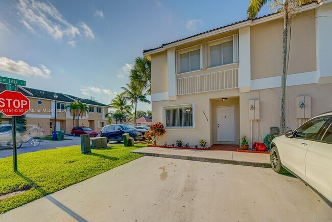 Foto del edificio - 14022 SW 178th St