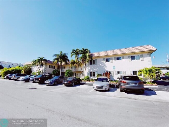 Foto del edificio - 2131 NE 41st St