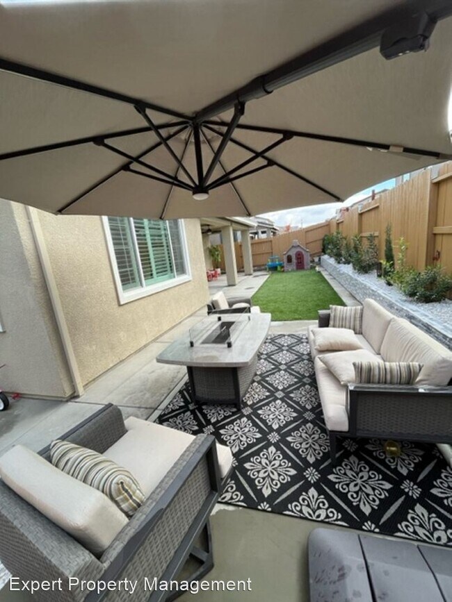 Foto del edificio - 4 br, 2 bath House - 691 Lovejoy Ln