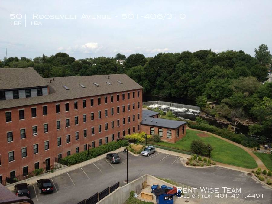 501 Roosevelt Ave Unit 501406/310, Central Falls, RI 02863 Room for