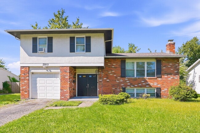 Building Photo - 2103 Seaforth Pl