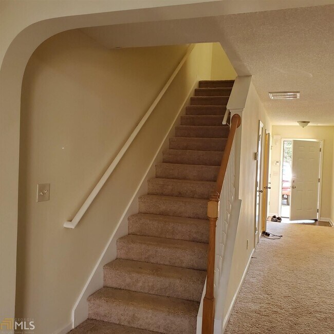 Foto del edificio - 137 Shenandoah Dr