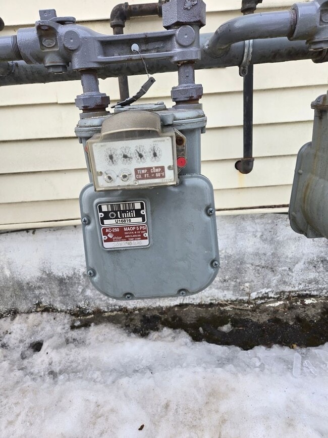 Building Photo - 10 Freeman Ct