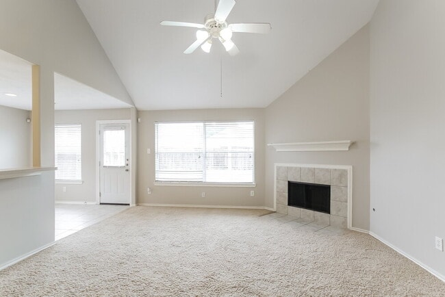 Foto del edificio - 6619 Rockwall Trail Dr