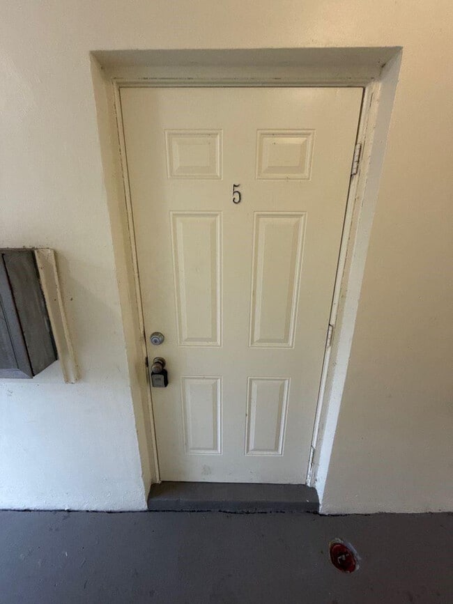 Foto del edificio - 8600 NW 40th St