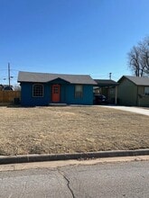 Building Photo - 1910 5th St