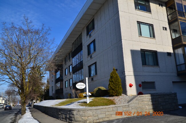 Building Photo - 234 Nesmith St