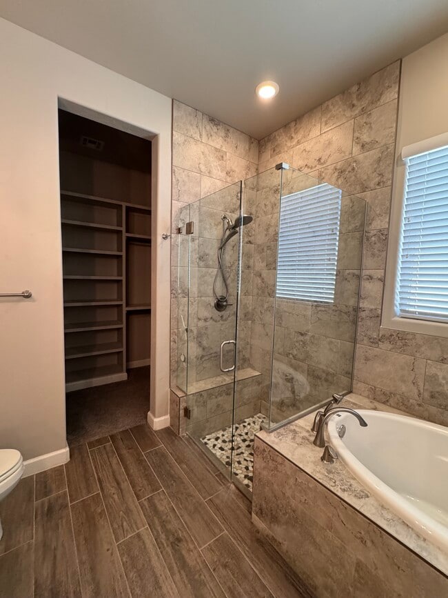 Building Photo - 3959 Santa Alexandra Rd