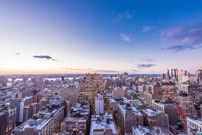 Foto del edificio - 130 W 26th St