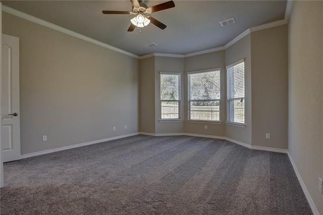 Foto del edificio - 4712 Stillhouse Hollow Ln