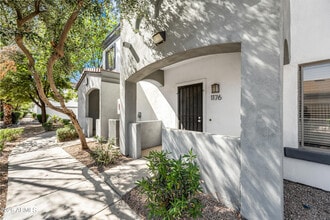 Building Photo - 4608 W Maryland Ave