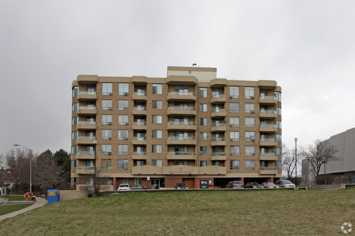 Building Photo - 15 Torresdale Ave