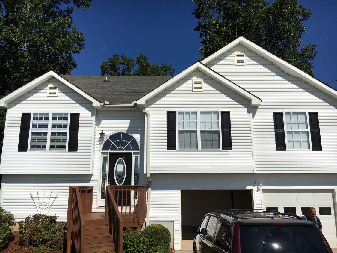 Great 4 Bedroom 2 Bath Home House Rental in Temple, GA