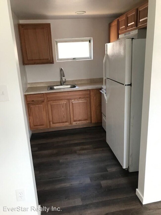 Building Photo - 4335 Fallon Dr