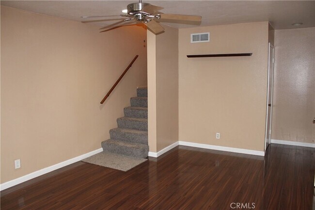 Foto del edificio - 5478 E Willow Woods Ln