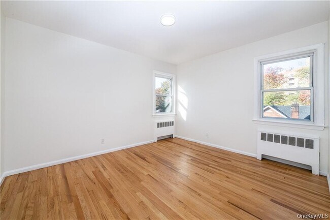 Building Photo - 7 Yonkers Terrace