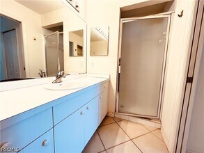 Building Photo - 8450 Kingbird Loop
