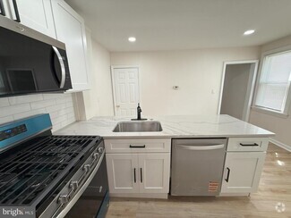 Building Photo - 141 Rancocas Rd