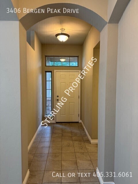Building Photo - 3406 Bergen Peak Dr