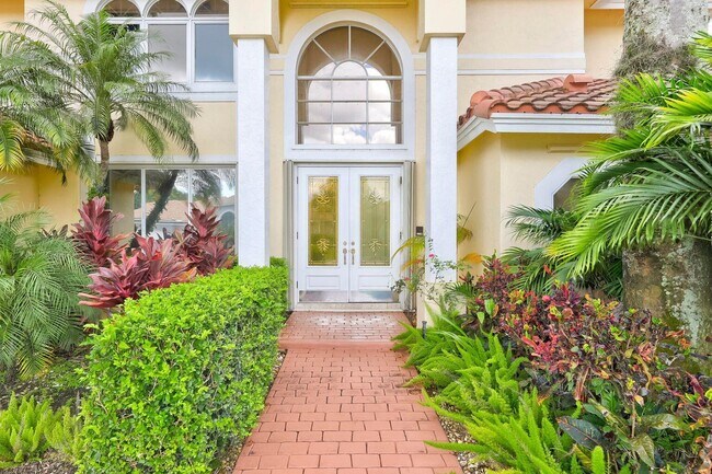 Foto del edificio - 7939 Mandarin Dr