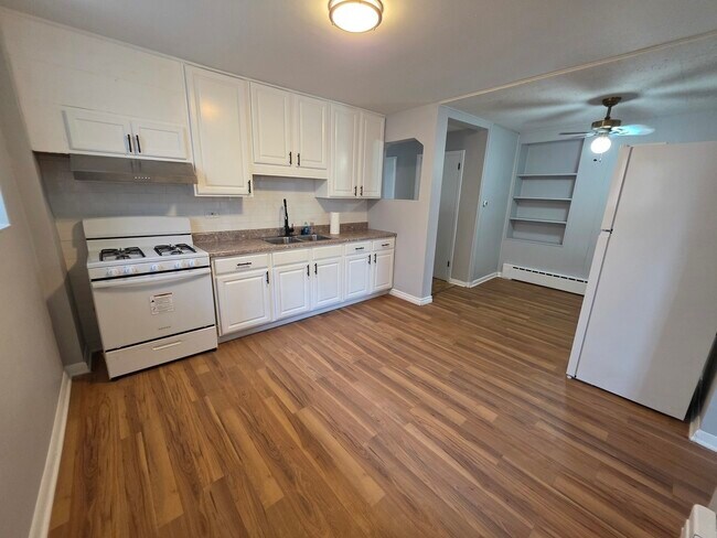 Foto del edificio - 3611 S Wood St