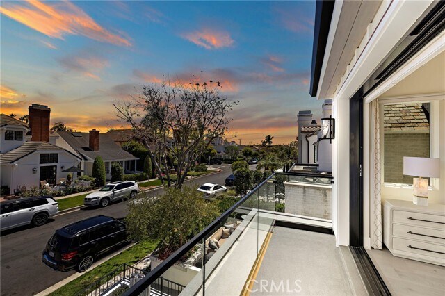 Building Photo - 509 Carnation Ave