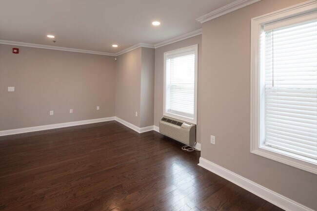 Interior Photo - Legion Manor