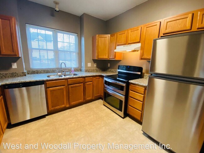 Building Photo - 2 br, 1.5 bath House - 17 Moorefield Court