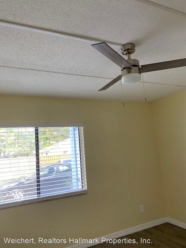Building Photo - 2 br, 1 bath House - 1620 S Palmetto Ave #110