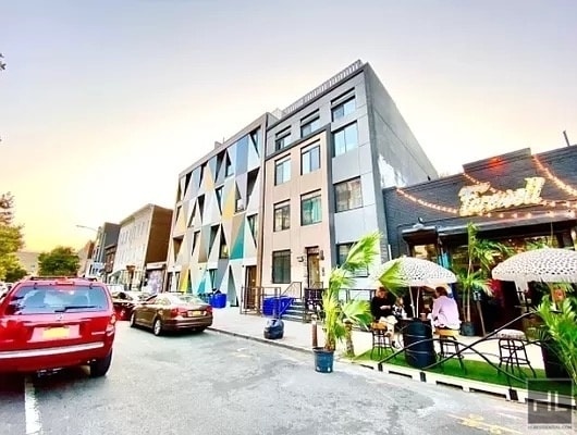Building Photo - TROUTMAN STREET