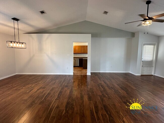 Foto del edificio - Pet Friendly Charming 3-Bedroom Home in Navarre!