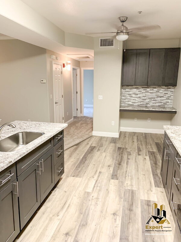 Building Photo - 501 Gibson Dr