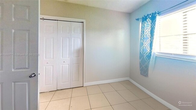 Foto del edificio - 2411 SW 5th Pl
