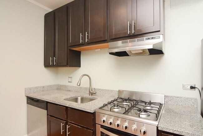 Foto del edificio - 4725 N Hermitage Ave