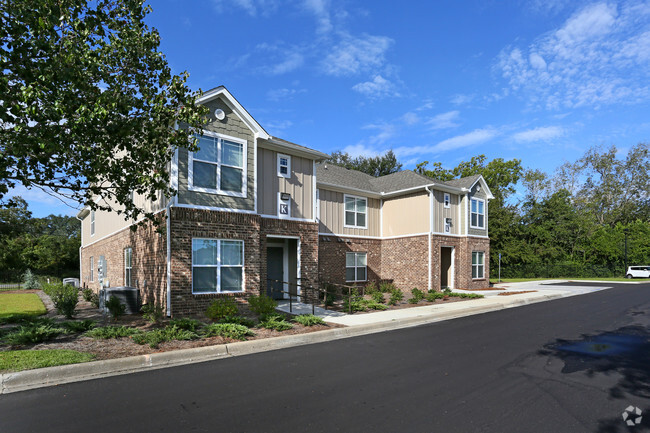 Building Photo - Southfork Apartments