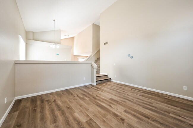 Building Photo - 15825 W Redfield Rd